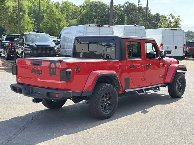 Used 2022 Red Jeep Sport image 5