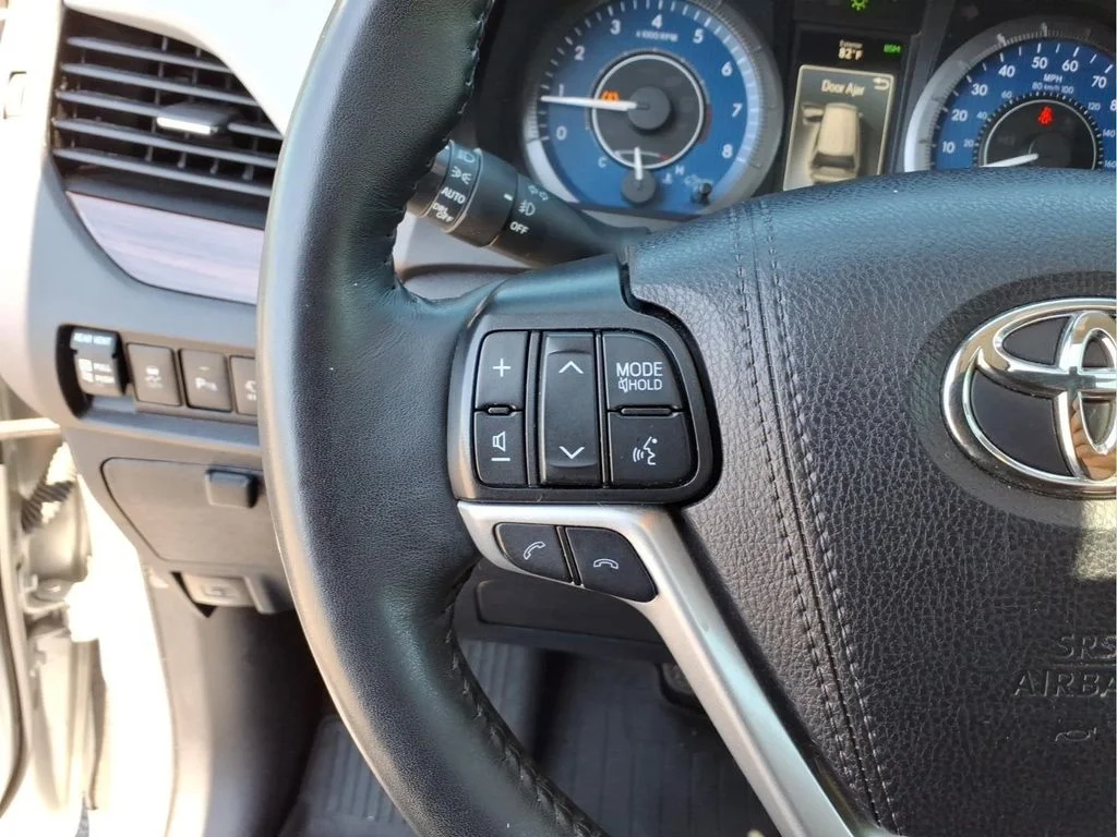 Used 2020 Silver Toyota Limited Premium image 21