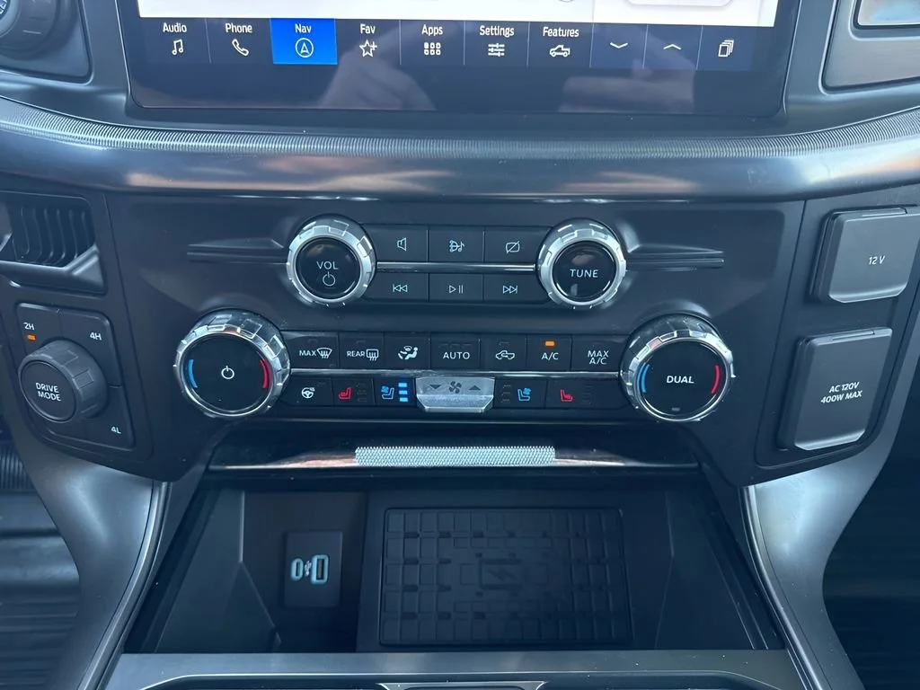 Used 2024 Black Ford LARIAT image 22