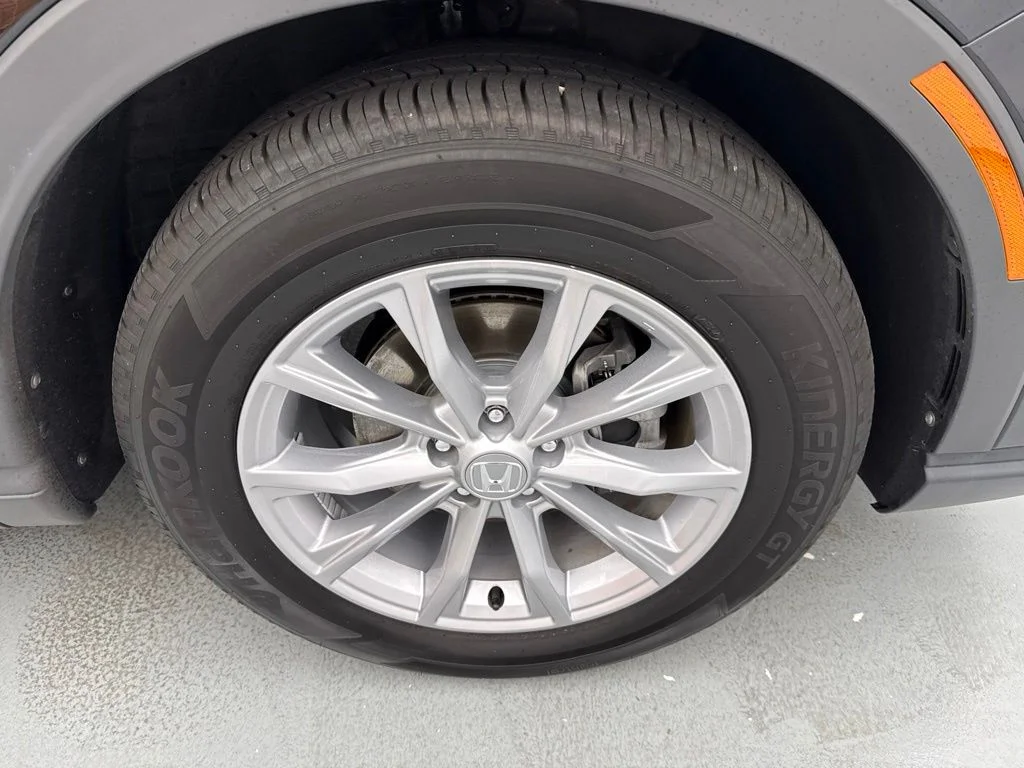 Used 2025 Silver Honda EX-L image 14