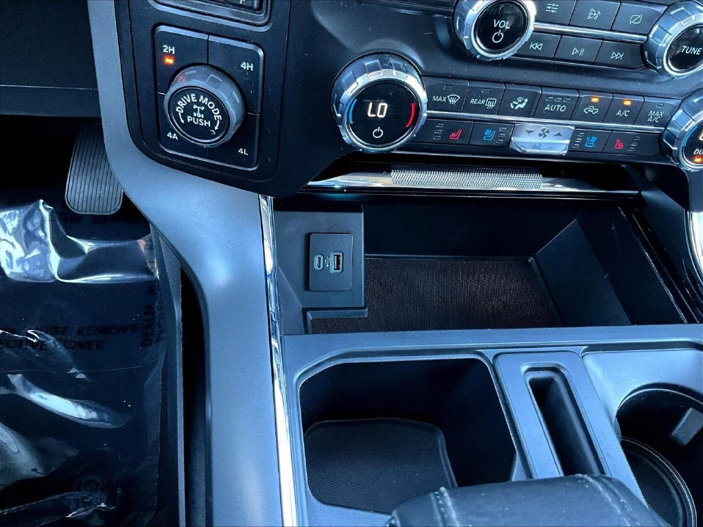 Used 2021 Gray Ford Lariat image 19
