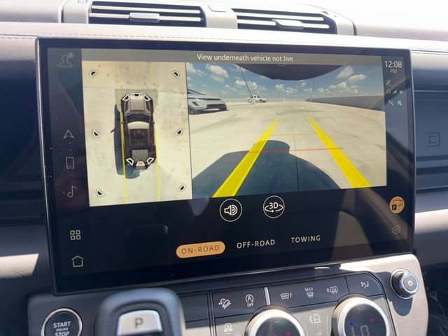 Certified Used 2026 Green Land Rover X-Dynamic SE image 21