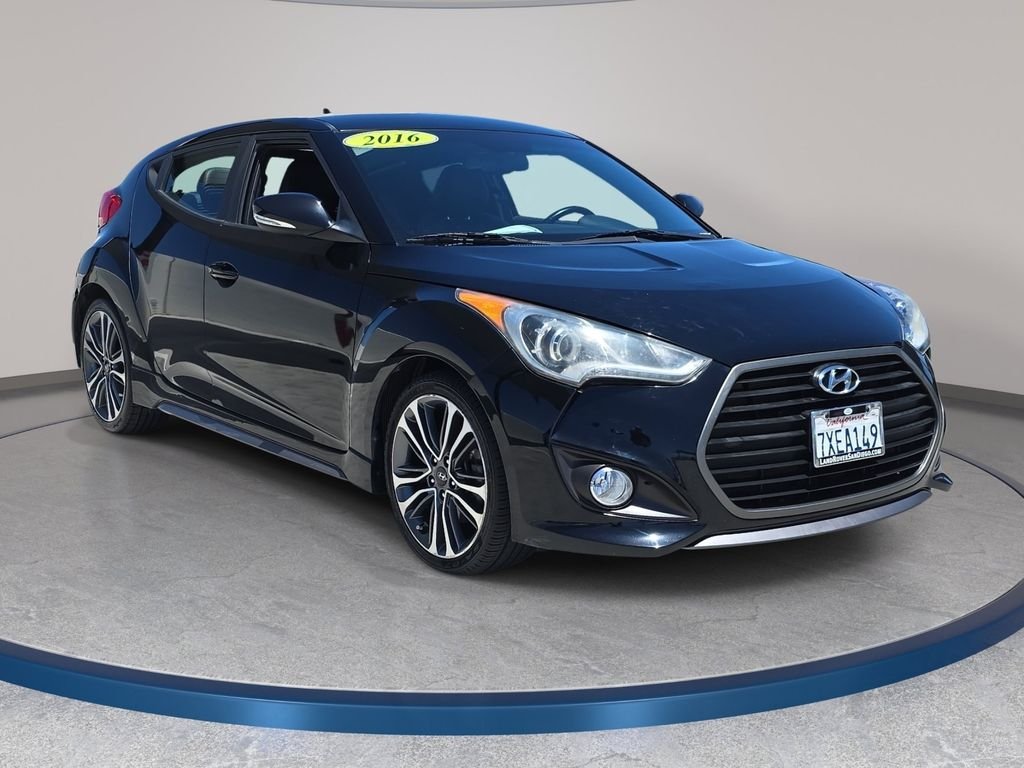 Used 2016 Black Hyundai Turbo image 4