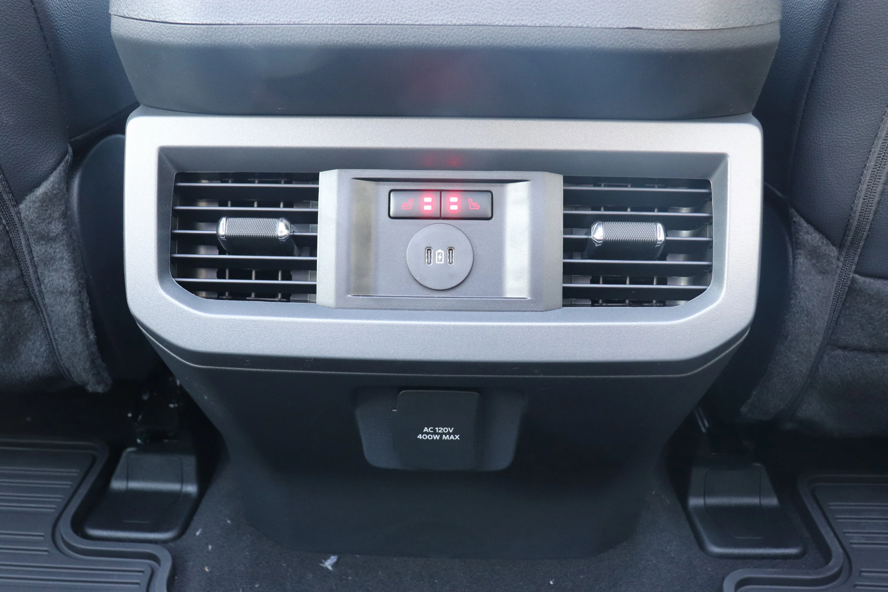 New 2026 Star White Metallic Tri-Coat Ford LARIAT image 12