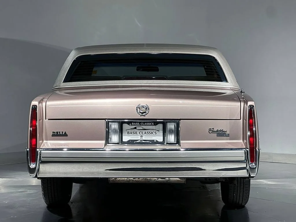 Used 1989  Cadillac NA image 9