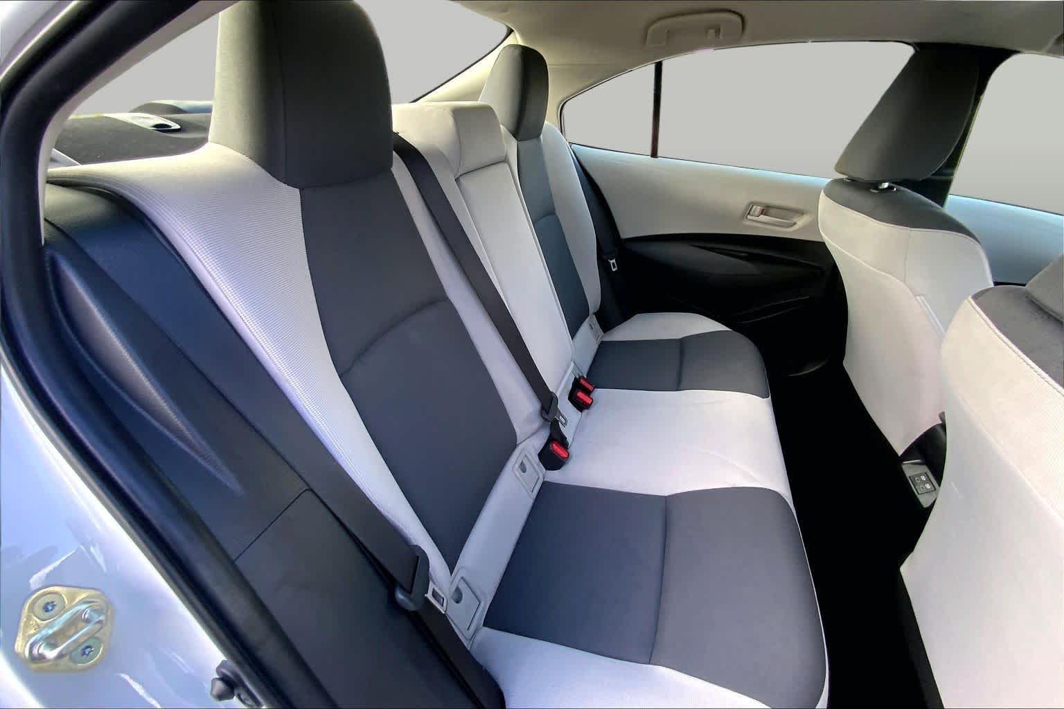 Used 2023 Ice Cap Toyota LE image 19