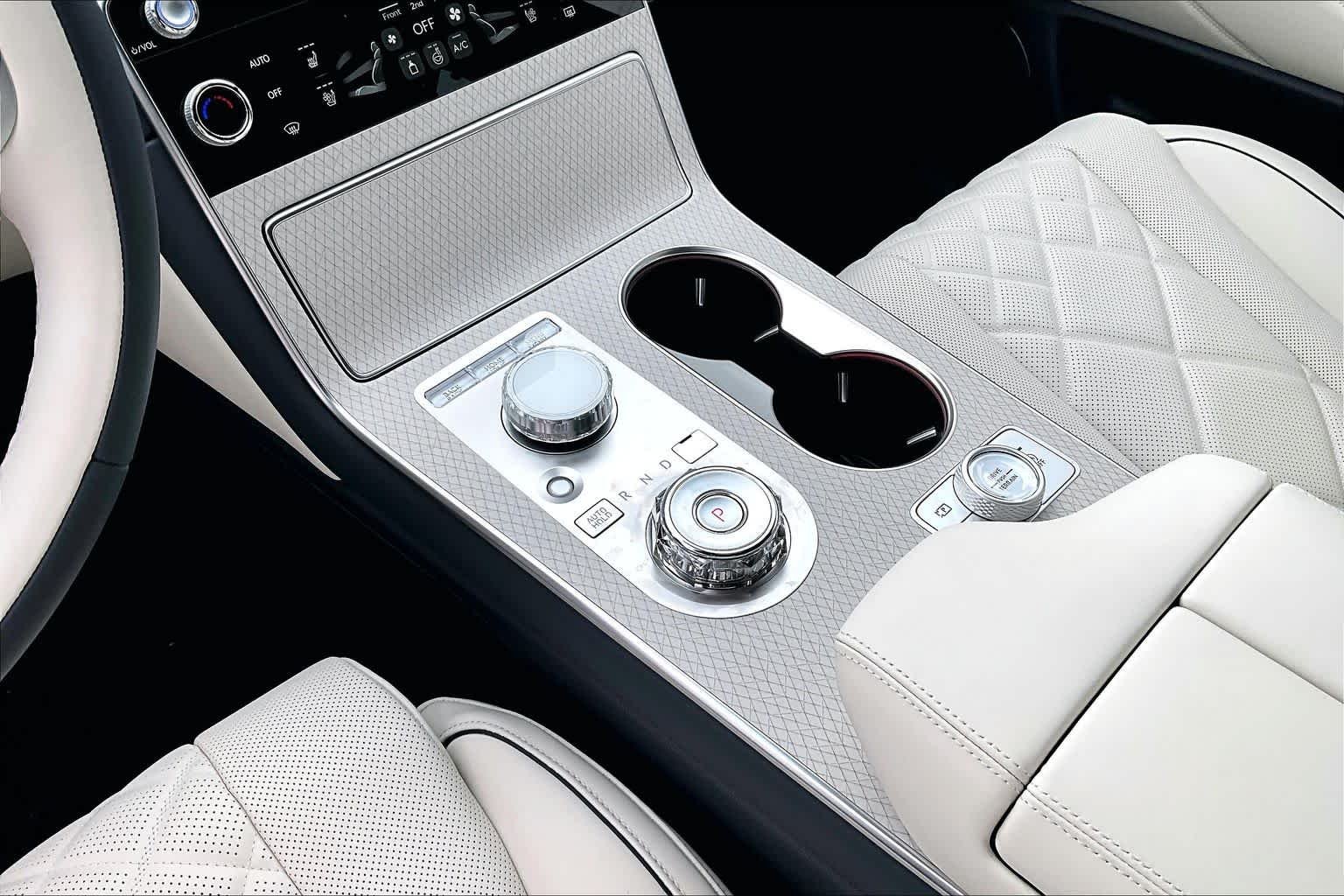 Used 2026 Uyuni White Genesis 3.5T Prestige image 16