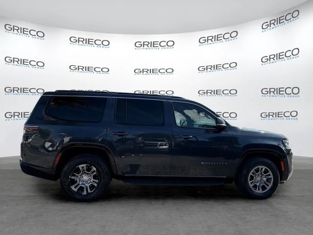 Used 2023 Riverrock Green Jeep Base image 8