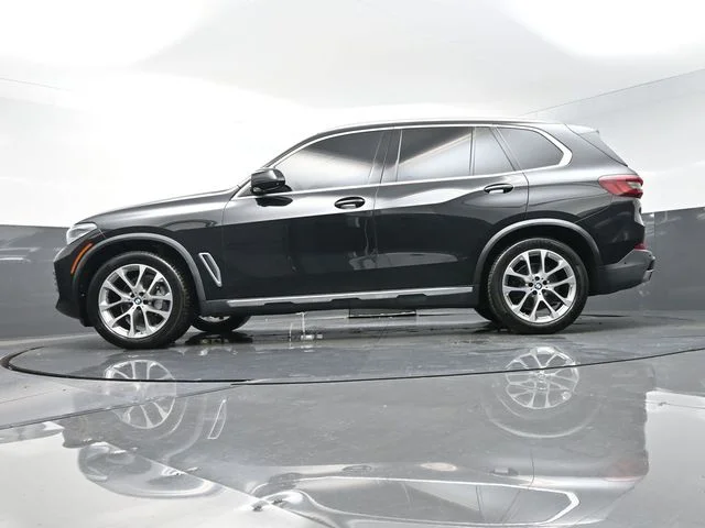 Used 2020 Black BMW sDrive40i image 54