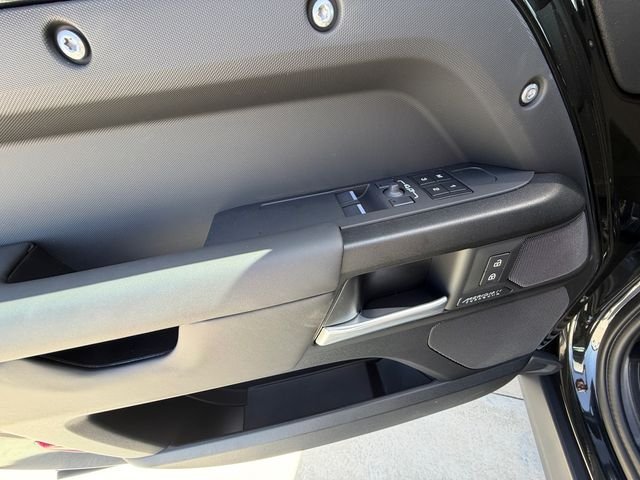 New 2026 Santorini Black Land Rover V8 image 11