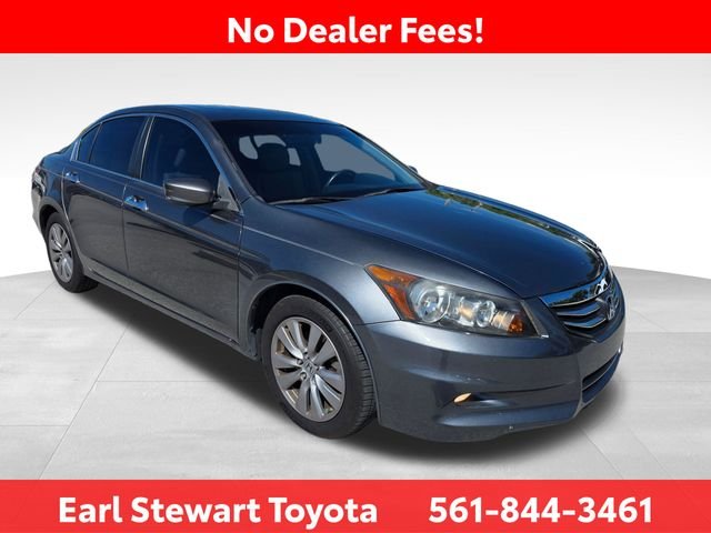 Used 2011  Honda EX-L image 2