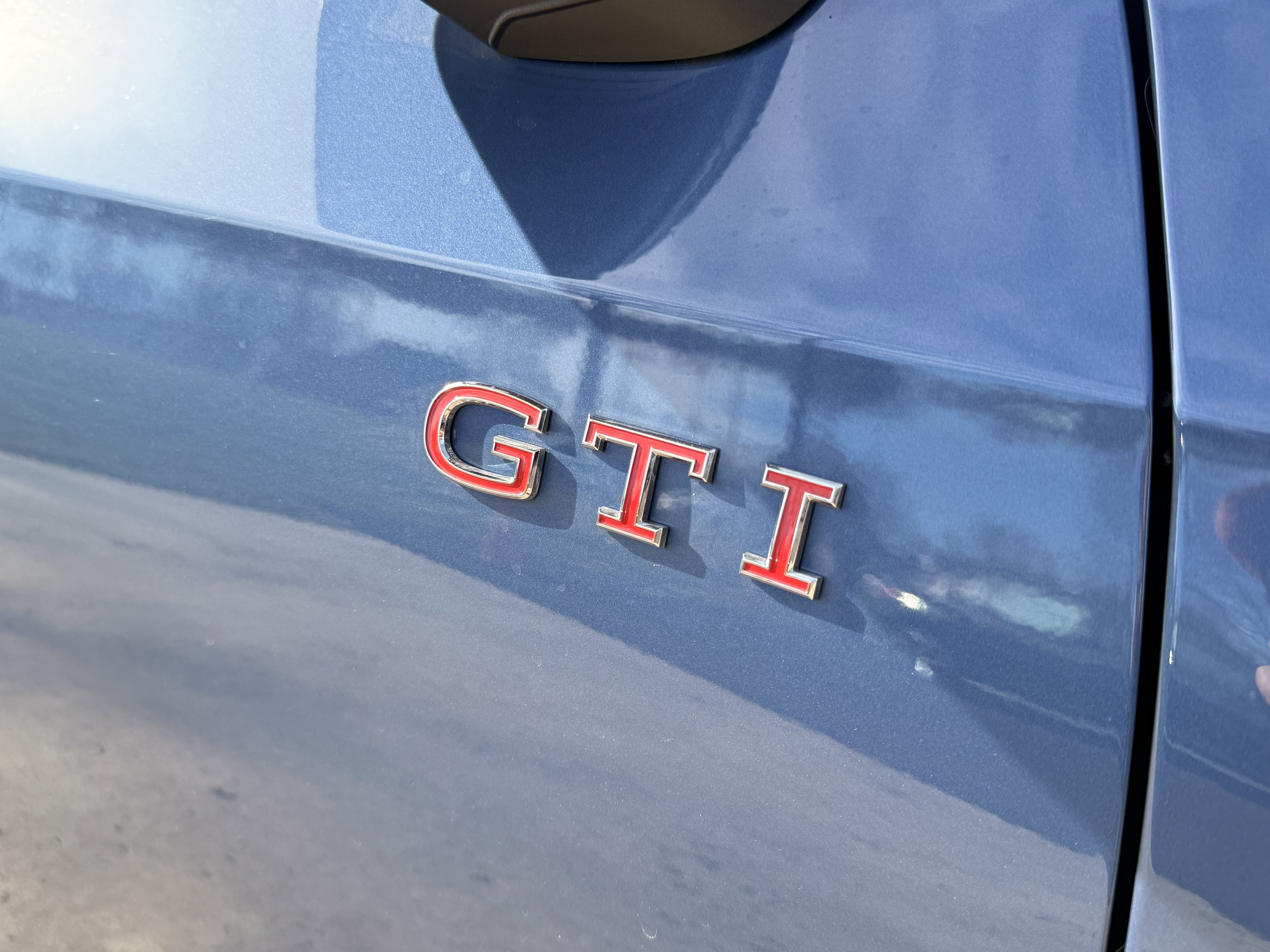 New 2026 Slate Blue Metallic Volkswagen SE image 17