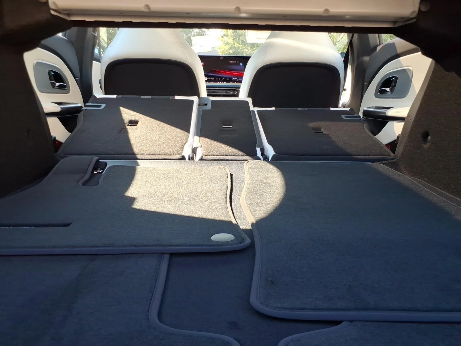 New 2027 Polar White Mercedes-Benz CLA 220 Hybrid image 31