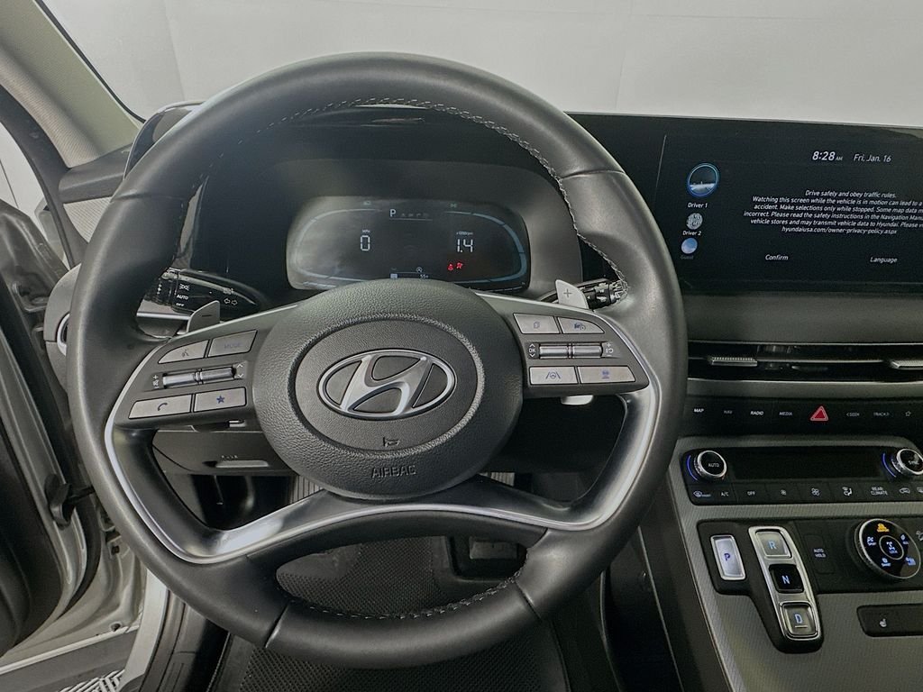 Used 2023 Silver Hyundai SEL image 11