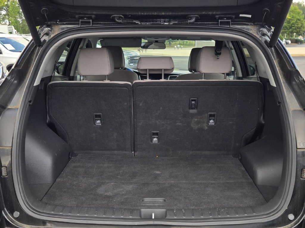 Used 2016 Gray Hyundai Sport image 13