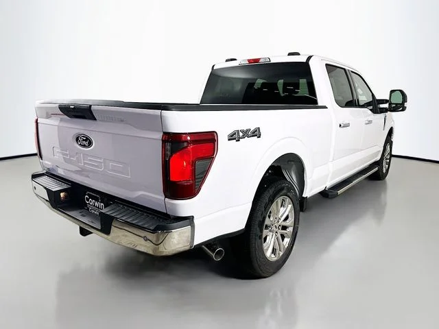 New 2026 Oxford White Ford XLT image 7