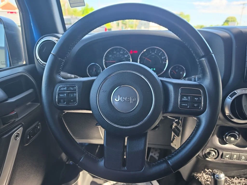 Used 2016 Blue Jeep Unlimited Rubicon image 15