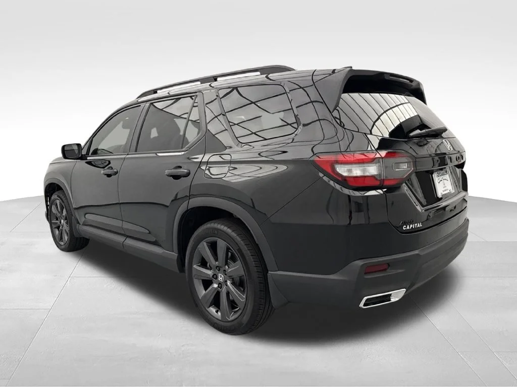 Certified Used 2025 Crystal Black Pearl Honda AWD Sport image 30