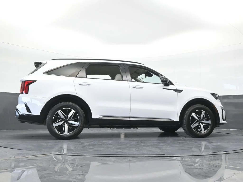 Used 2023 Glacial White Pearl Kia EX image 65