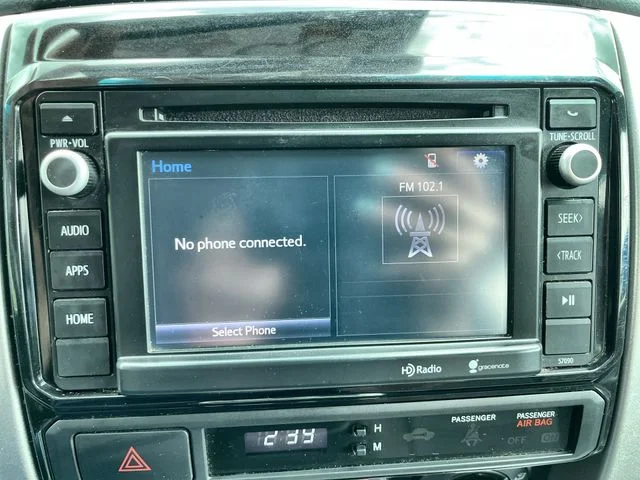 Used 2014 Blue Toyota Base image 14