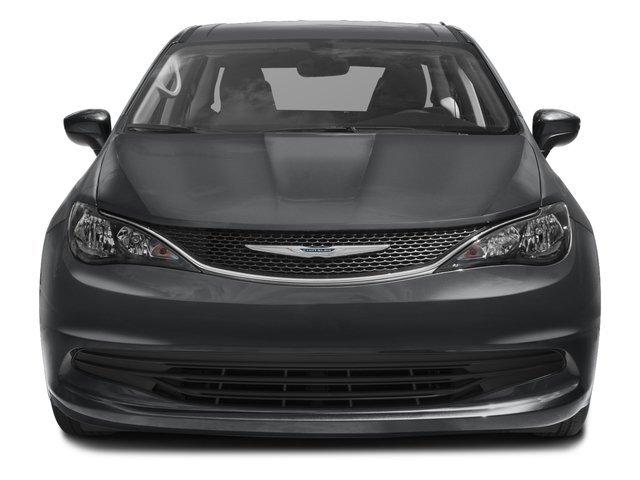 Used 2017 Brilliant Black Crystal Pearlcoat Chrysler Touring image 7