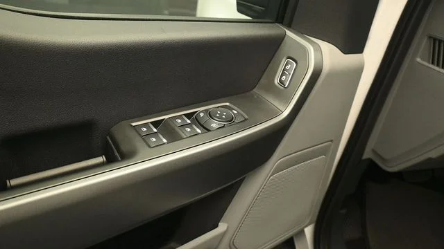 New 2026 Oxford White Ford F-350® XLT image 13