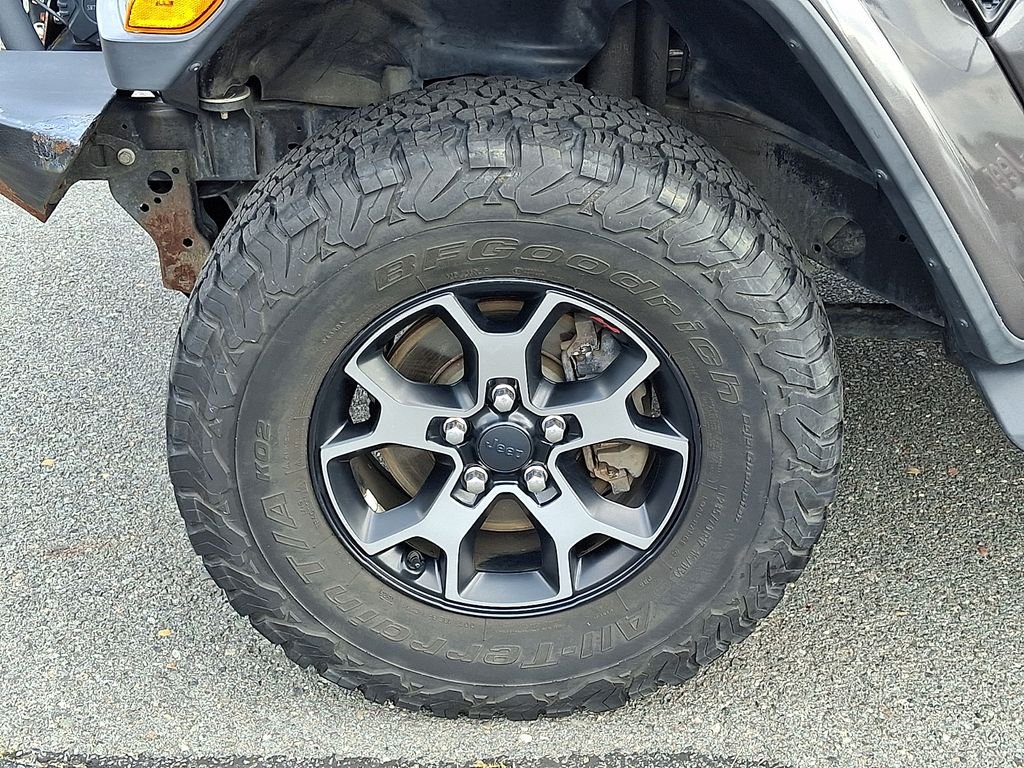 Used 2018 Gray Jeep Unlimited Rubicon image 9