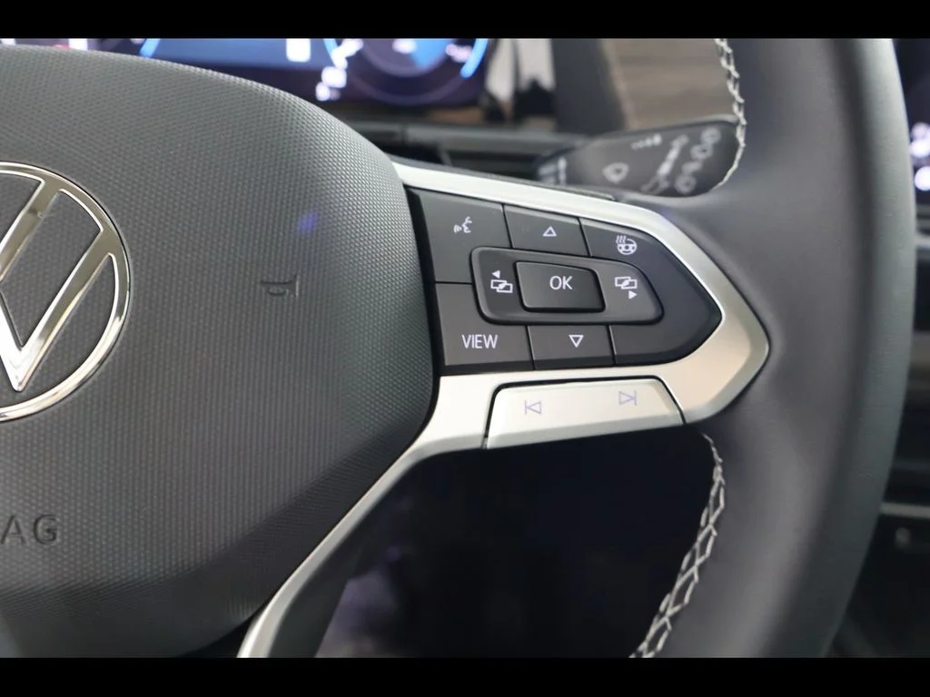 New 2026 Black Volkswagen 2.0T SEL image 24