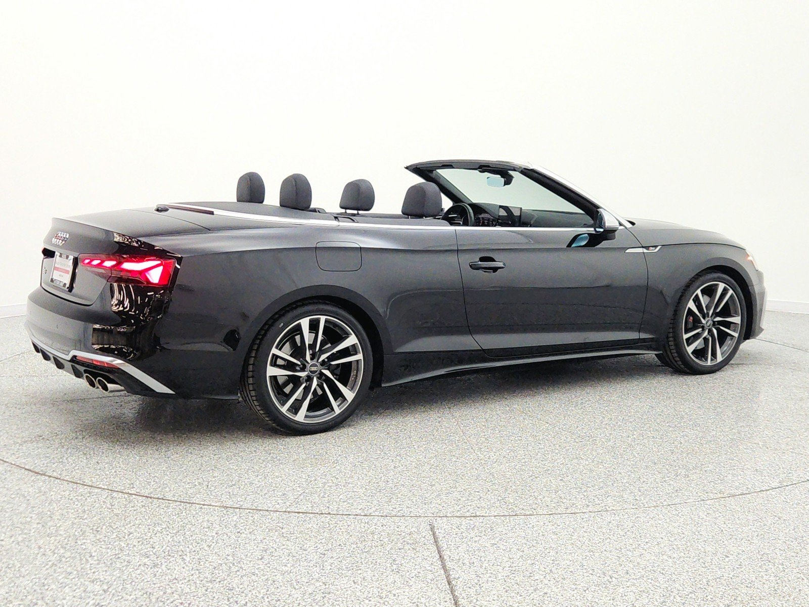 Used 2022 Mythos Black Metallic/Black Roof Audi Premium Plus 3.0 TFSI quattro image 5