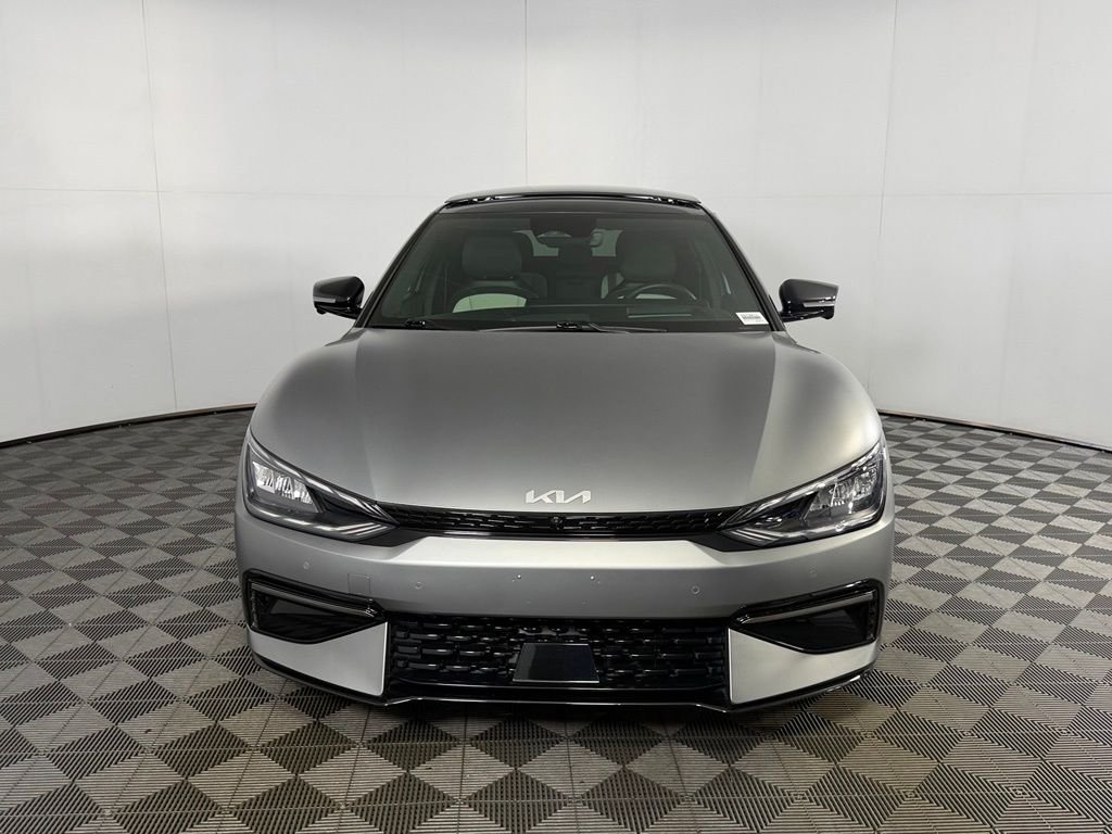 Used 2024 Gray Kia GT-Line image 4