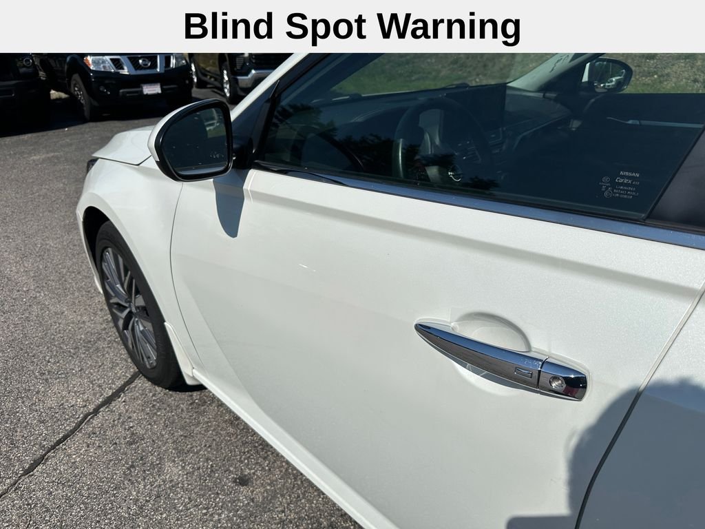 Used 2023 White Nissan 2.5 SV image 11