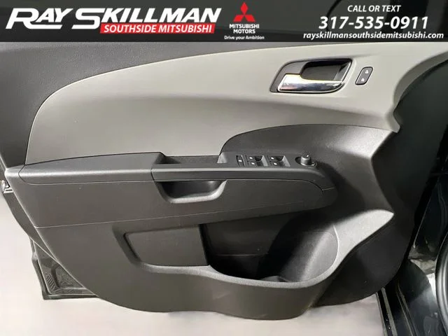 Used 2015 Gray Chevrolet LTZ image 28