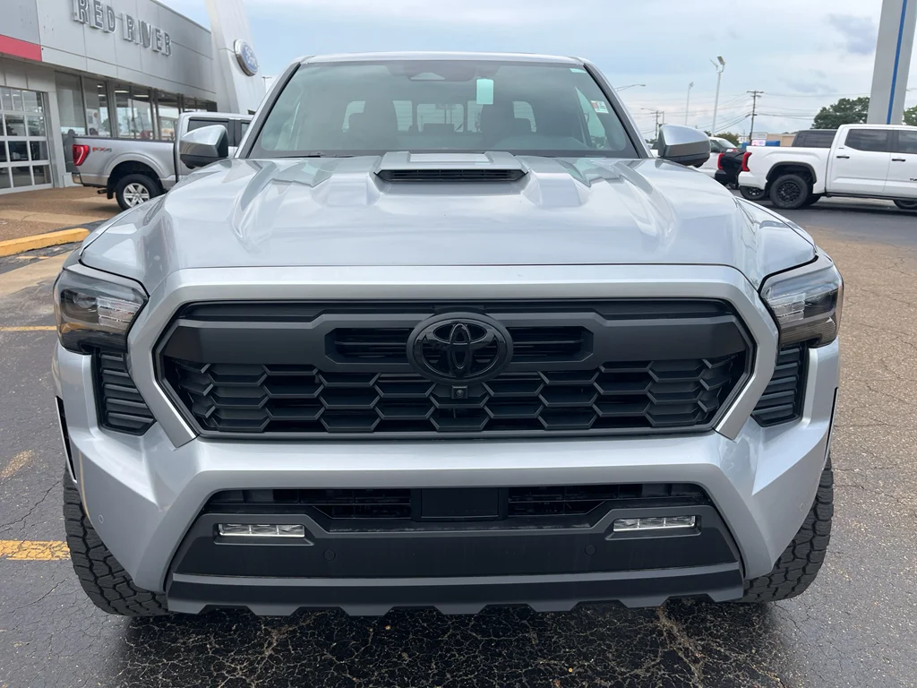 2026 Toyota Tacoma TRD Sport - Photo 17