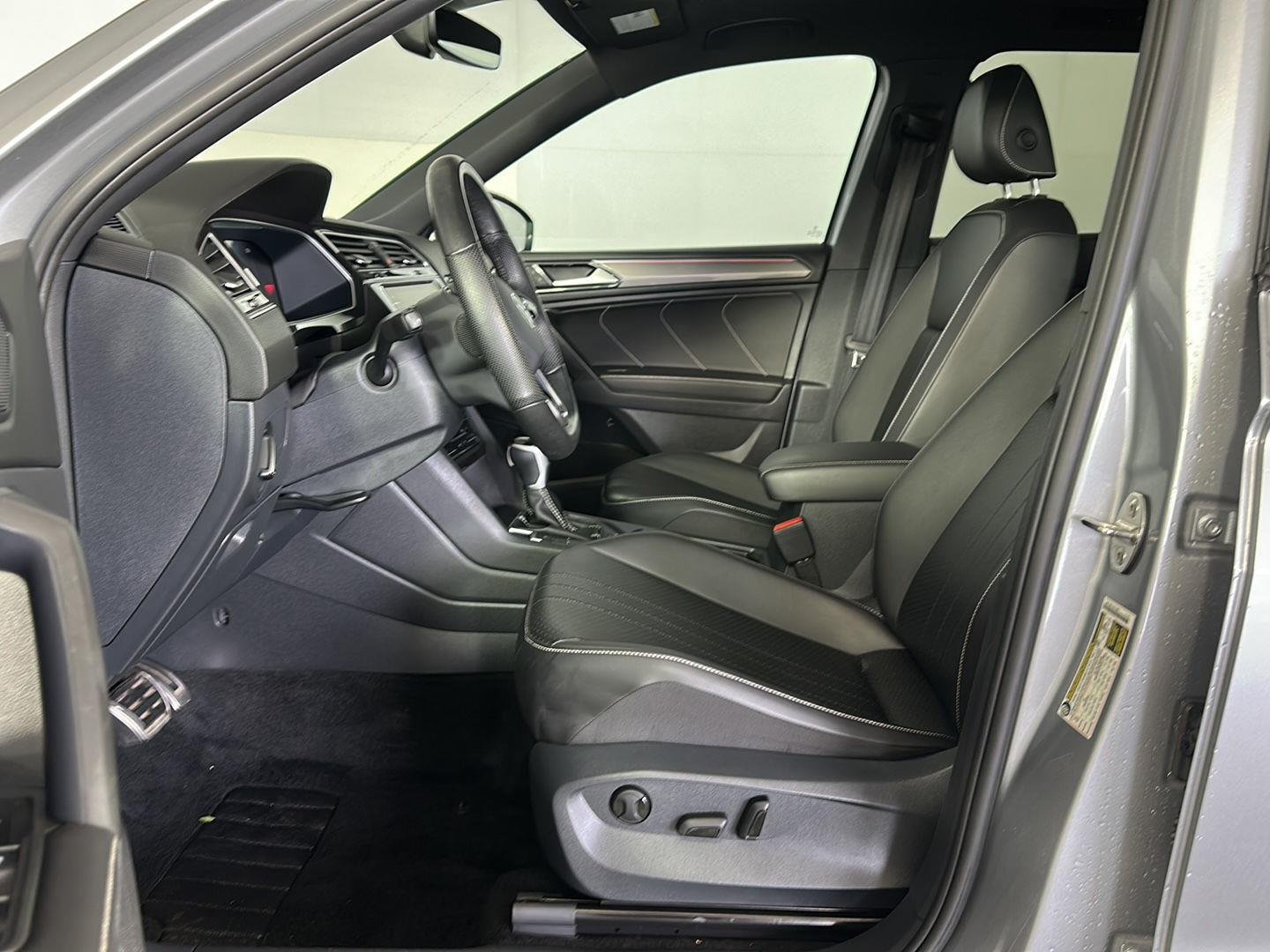 Used 2024 Pyrite Silver Metallic Volkswagen SE R-Line Black image 7