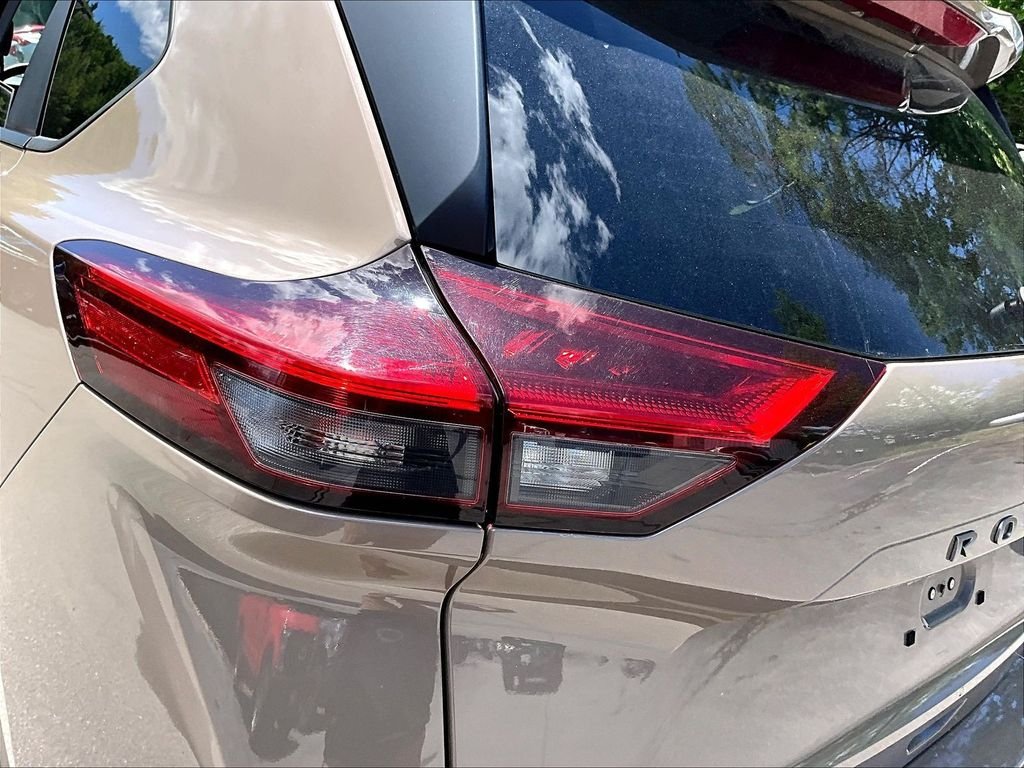 Used 2025 Baja Storm Metallic Nissan SV image 33
