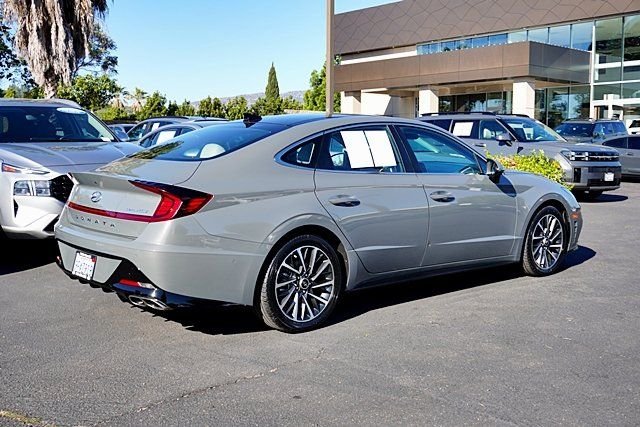 Used 2023 Gray Hyundai Limited image 7