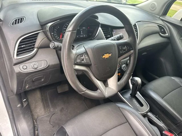 Used 2022 Summit White Chevrolet LT image 35