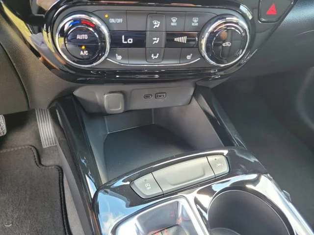 2026 Chevrolet Trax RS - Photo 32