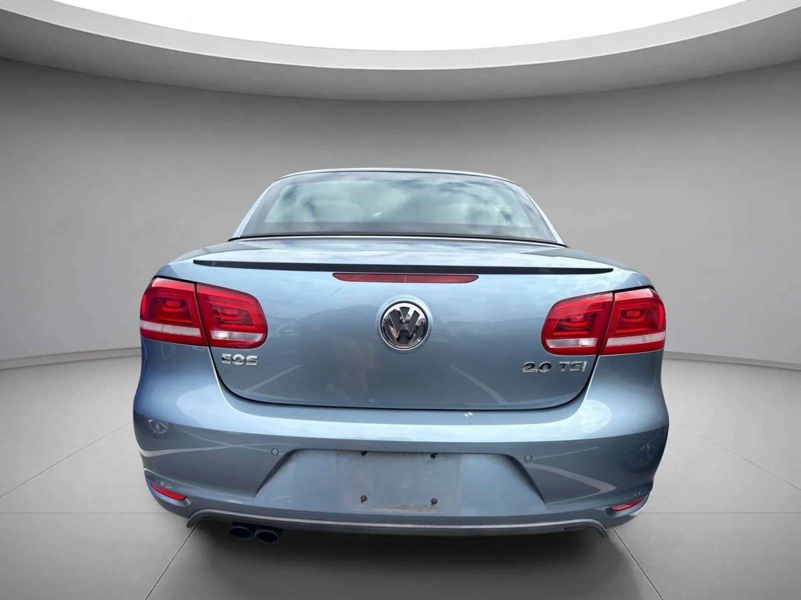 Used 2012 Horizon Blue Metallic Volkswagen Executive image 12