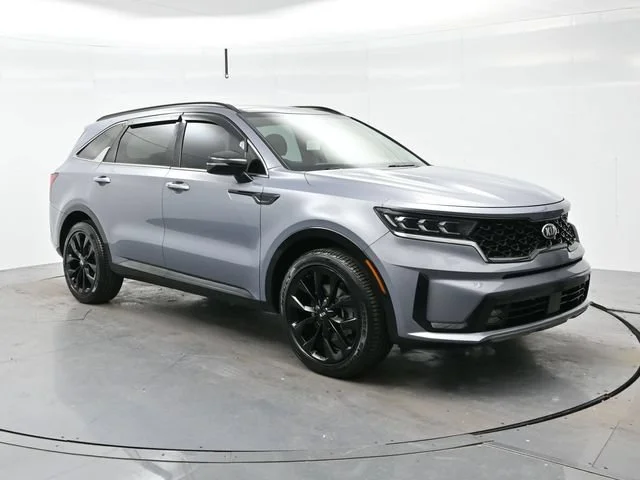 Used 2021 Everlasting Silver Kia SX image 1