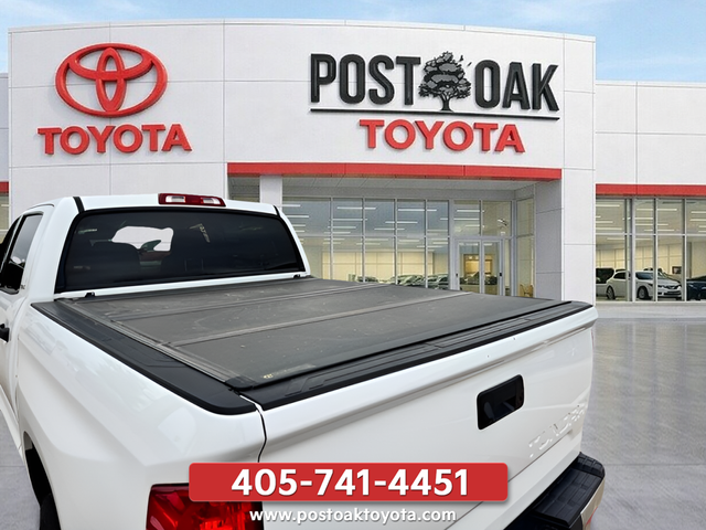 Used 2020 White Toyota SR5 image 7