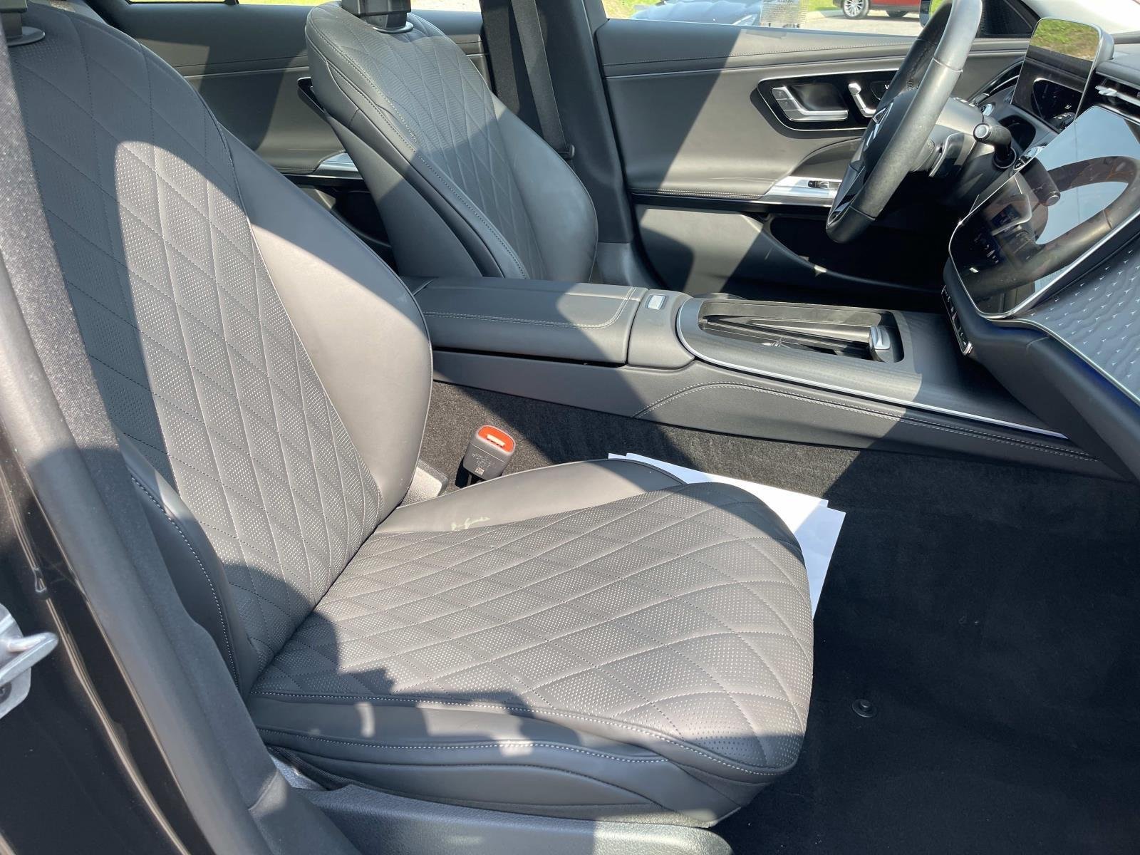 Certified Used 2025 Graphite Grey Metallic Mercedes-Benz E 450 image 22