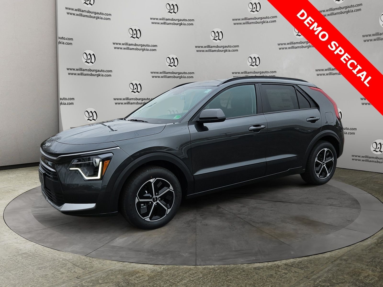2025 Kia Niro LX