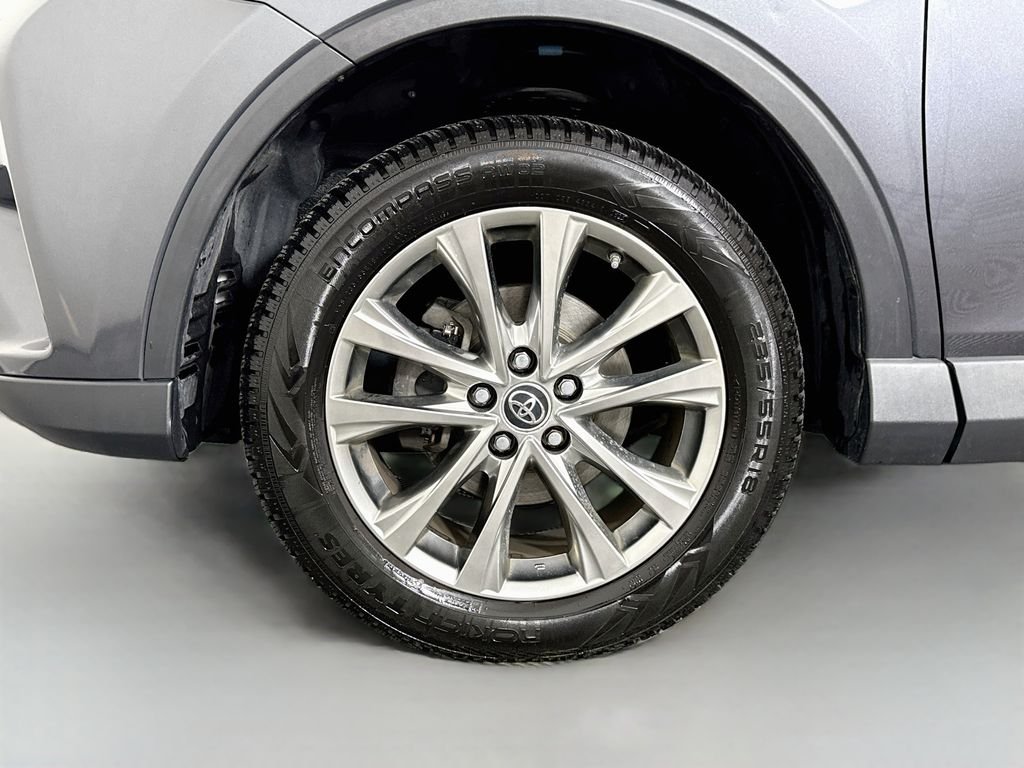 Used 2016 Gray Toyota Limited image 31