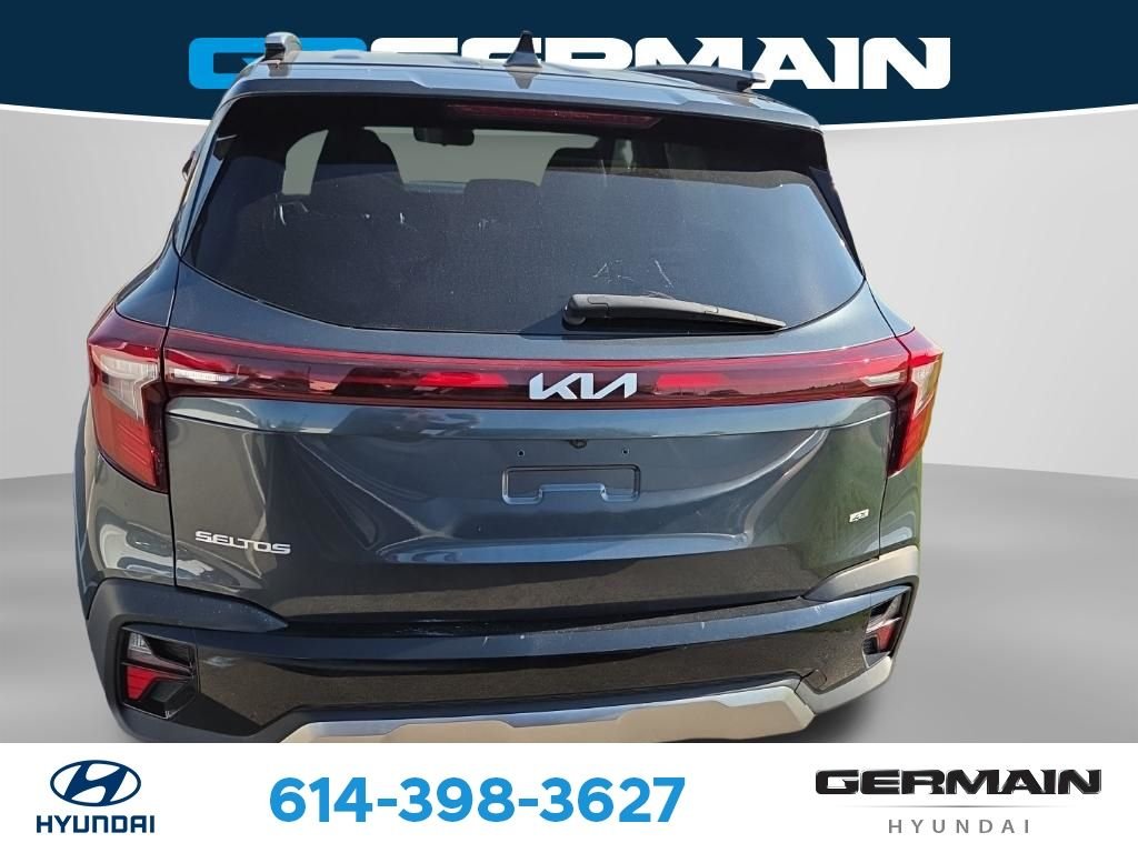 Used 2024 Gray Kia EX image 8
