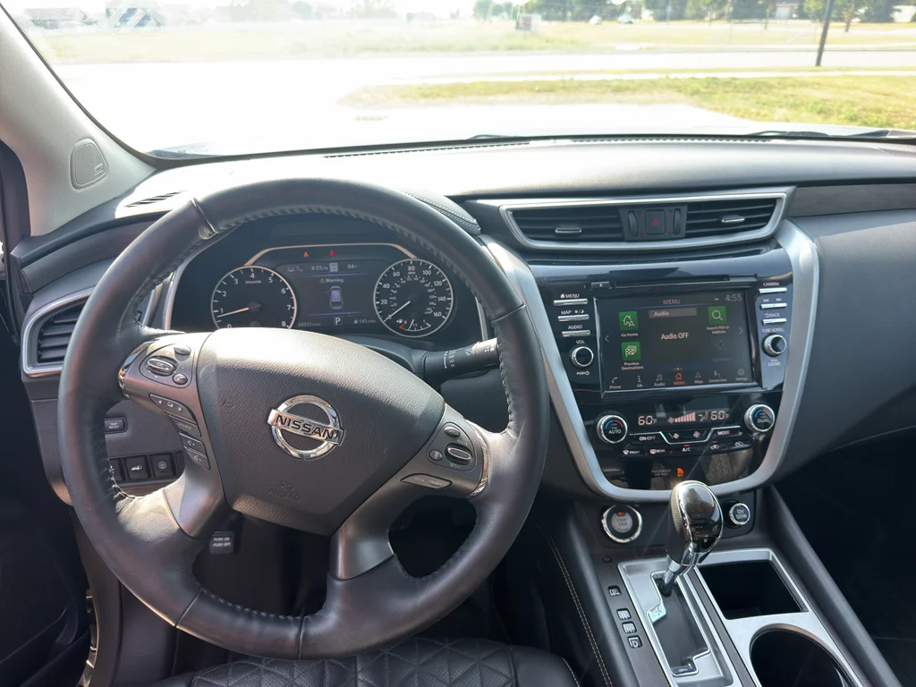 Used 2021 Boulder Gray Pearl Nissan Platinum image 12