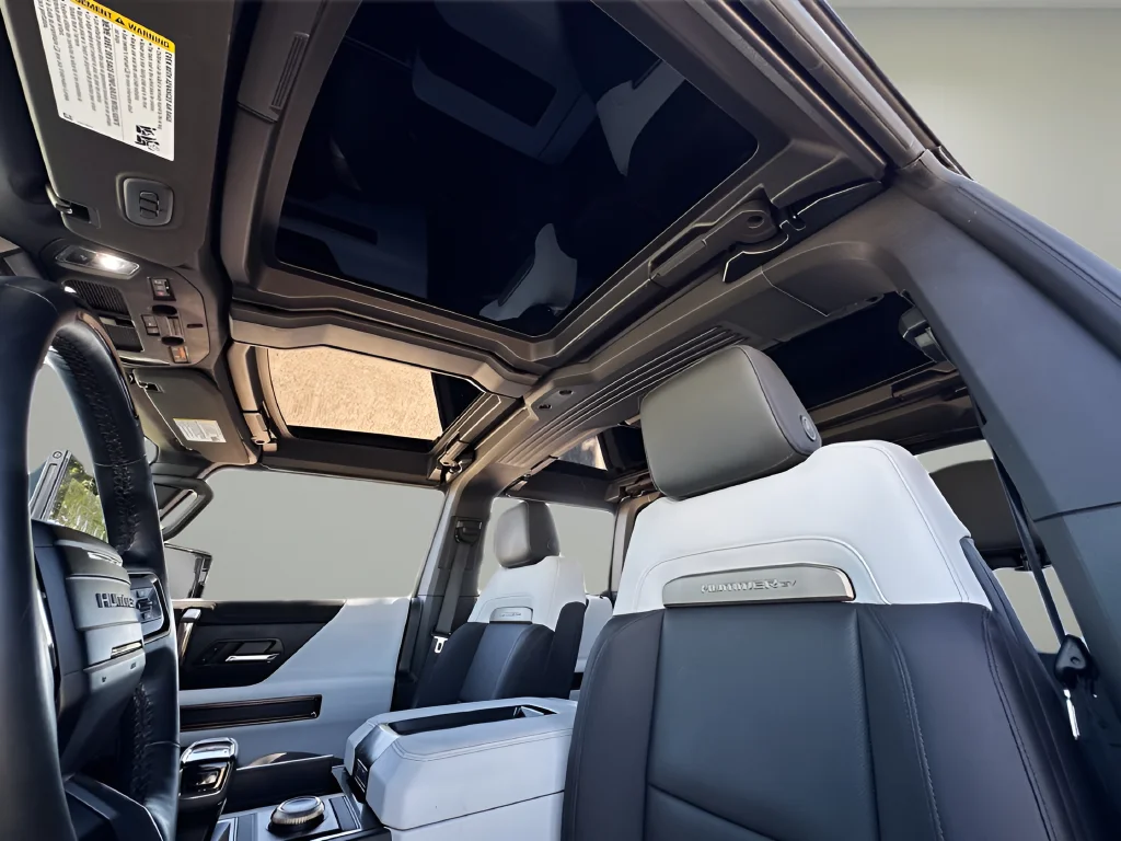 Used 2025 White GMC 3X image 19