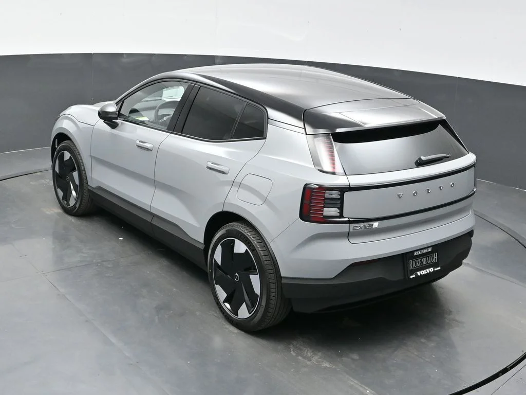 New 2026 Vapour Grey Volvo Twin Motor Performance Plus image 47