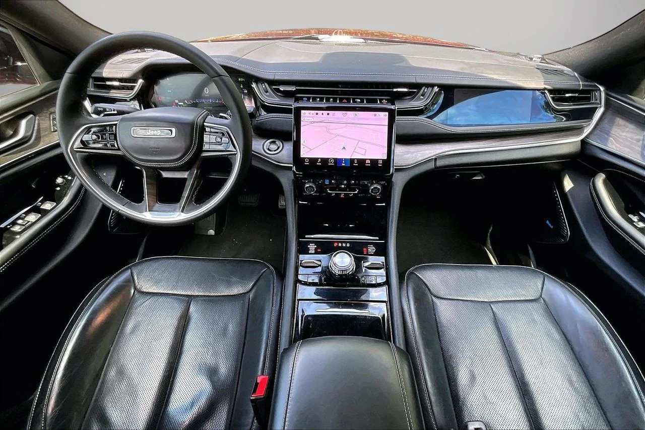 Used 2023 Red Jeep Overland 4xe image 15
