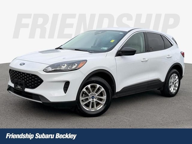 2022 Ford Escape Hybrid SE